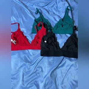 3 bralettes
